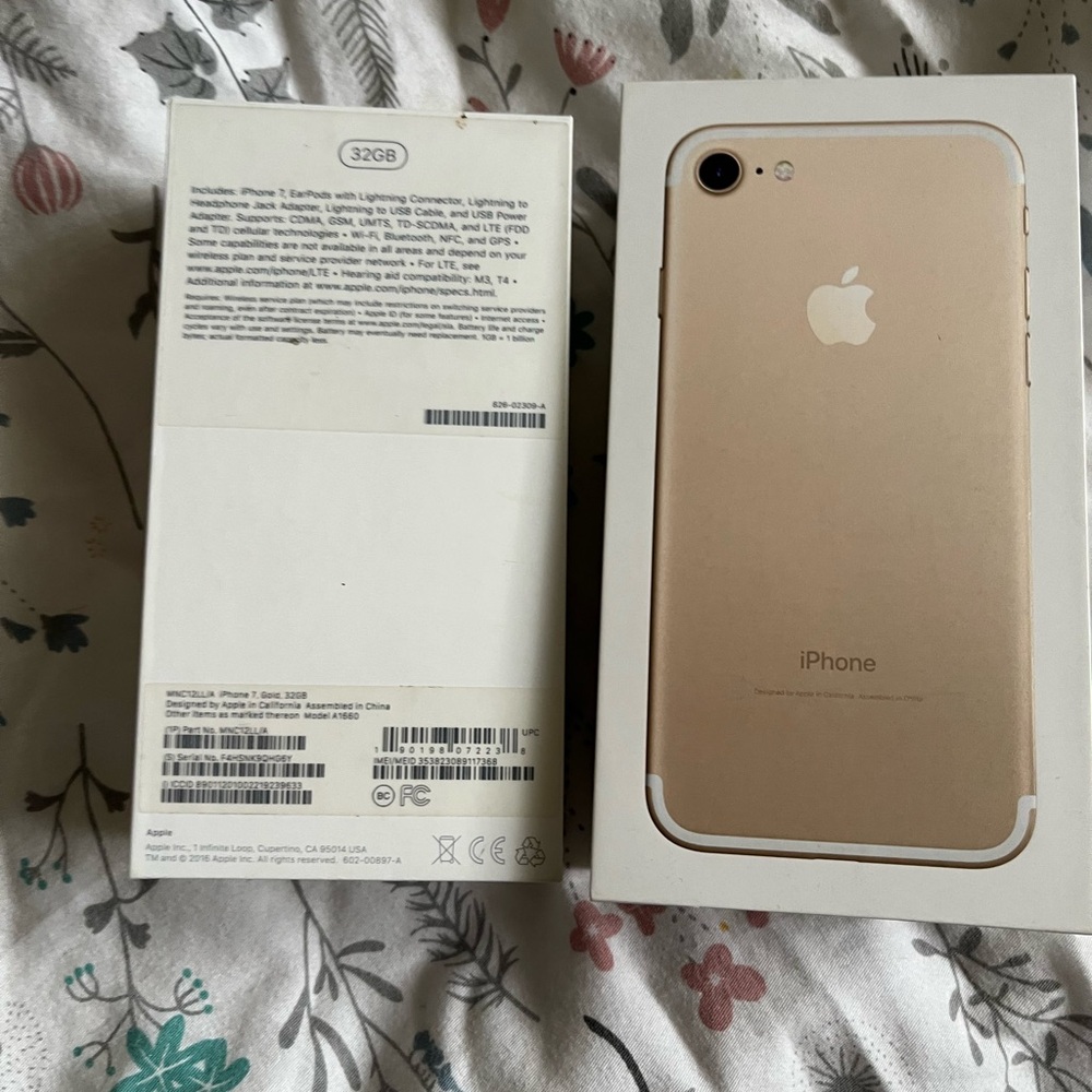 Apple iPhone - Elegant Gold
